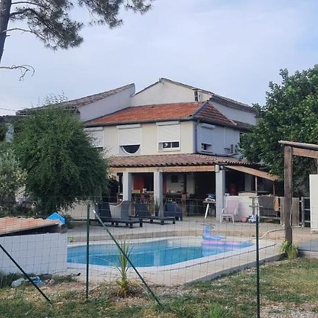 ホテル Chez Franck Saint-Martin-de-Valgalgues エクステリア 写真